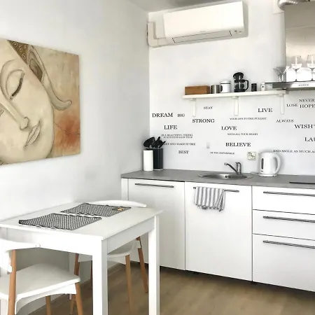 City Centre Studio In Design Quarter Close To Old Town & Harbor タリン