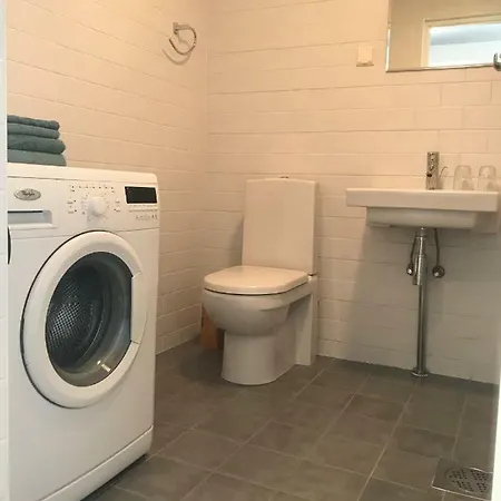 City Centre Studio In Design Quarter Close To Old Town & Harbor アパート タリン